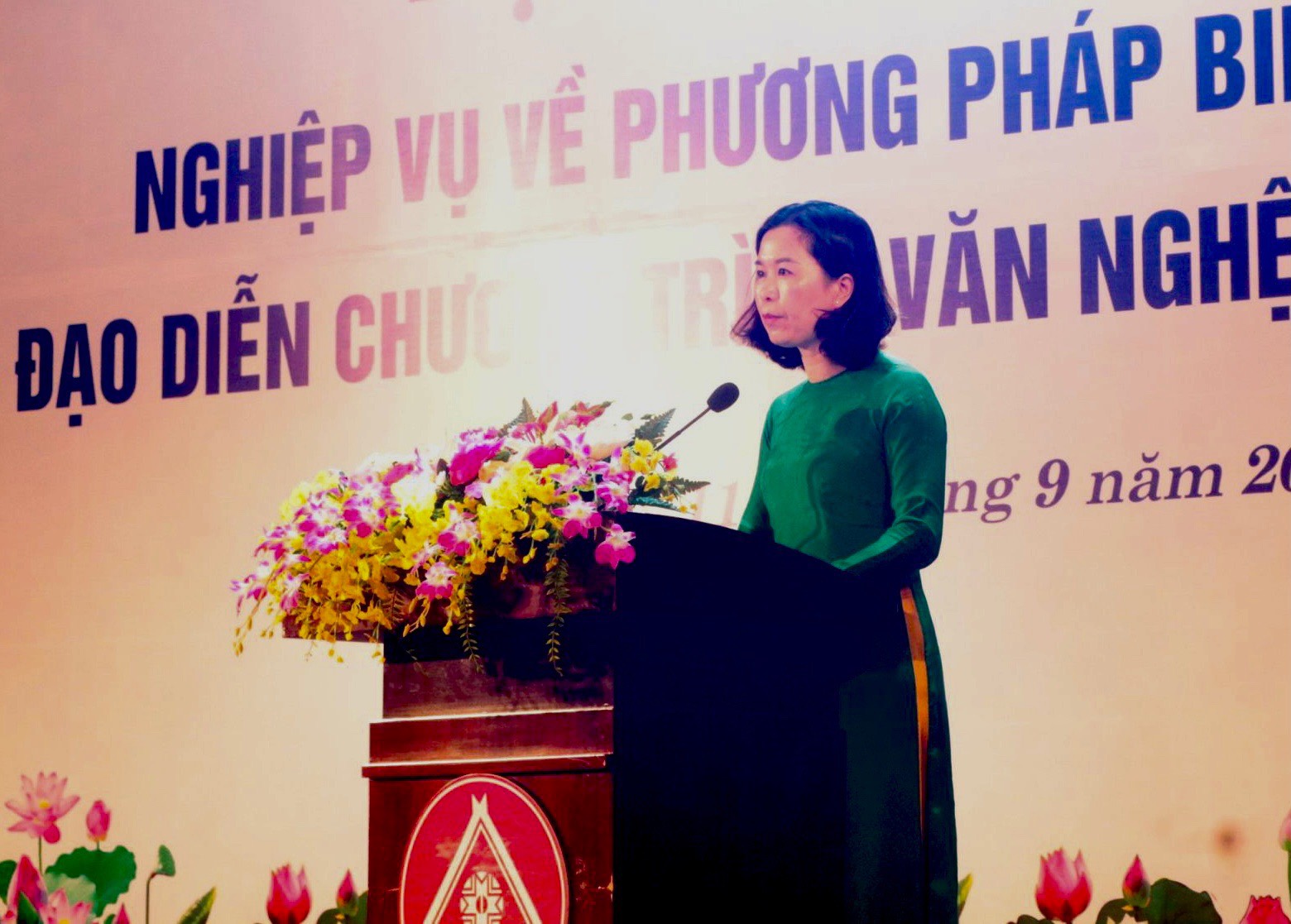 Bà Vi Thanh Hoài, Cục phó Cục Văn hóa cơ sở, Bộ VHTTDL phát biểu khai mạc